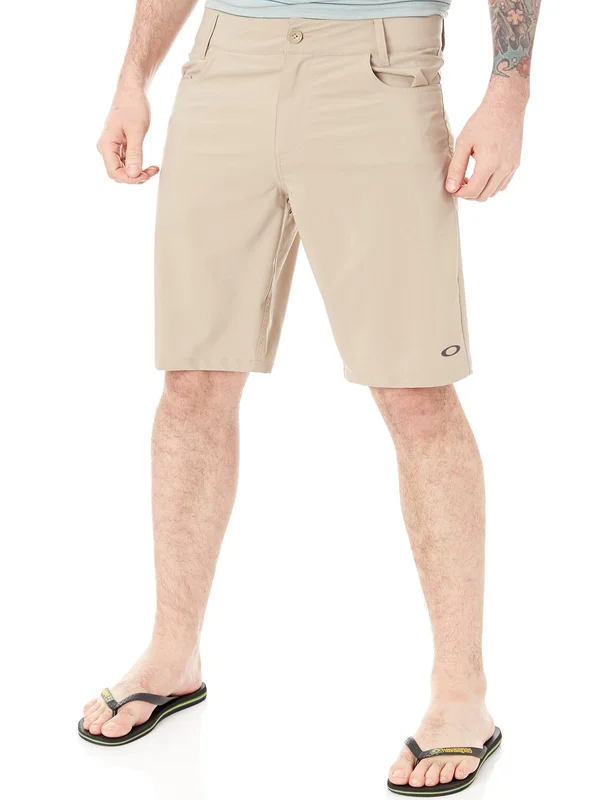 Oakley Men's Base Line Hybrid 21 Shorts - Khaki - 34/00
