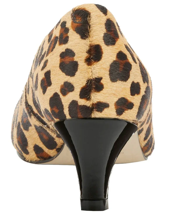 Walking Cradles Joy 7.5 Women's Leopard
