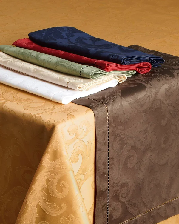 Sferra Acanthus Table Linens - Gold