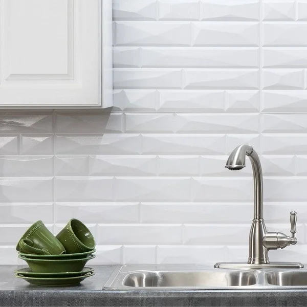 Fasade Vista Decorative Vinyl Backsplash 15 Sq ft Kit in Matte White