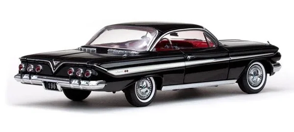 1/18 1961 Chevrolet Impala Sport Coupe - Black