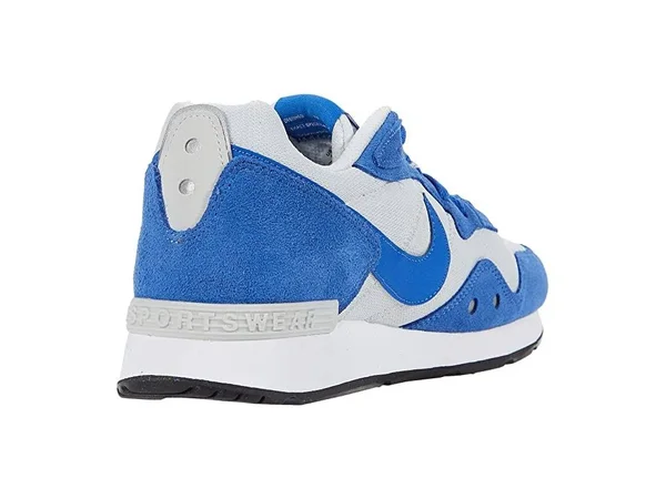 Nike Men's Venture Runner Shoes, Size: Small, White
