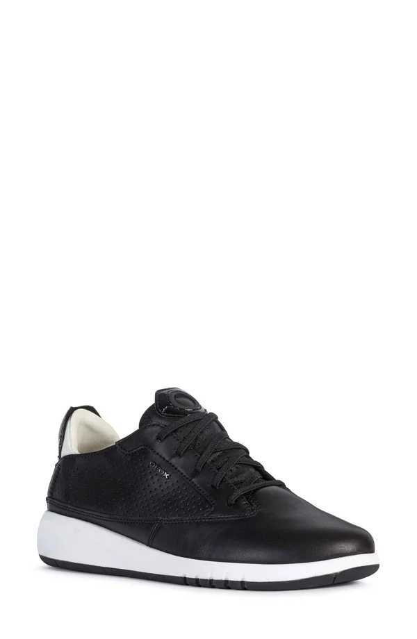 Women's Geox Aerantis Sneaker, Size 8Us - Black