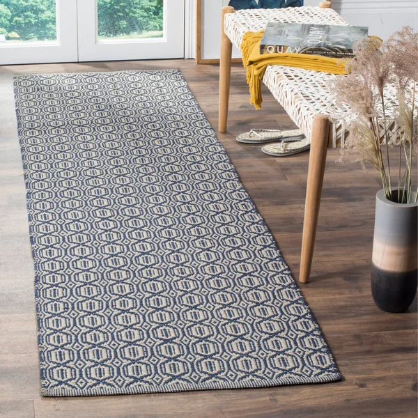 Safavieh Montauk MTK333B Ivory - Navy Rug 2&3x22 x 8& Runner