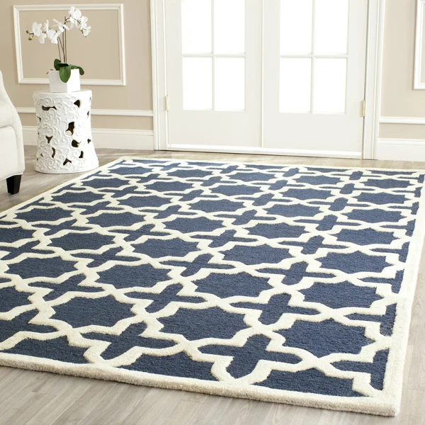 Safavieh Cambridge Navy Blue & Ivory 2&-6x22 x 18& Rug