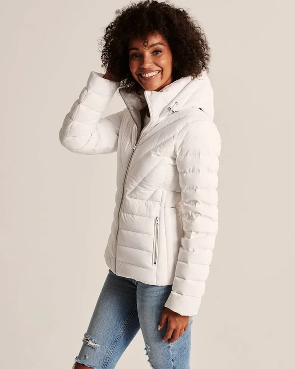 Abercrombie & Fitch Women's Lightweight Down Puffer in White - Size Xxs