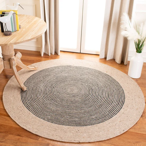 Safavieh Braided Rug Collection BRD904F - Grey - Black - 5& x 5& Round
