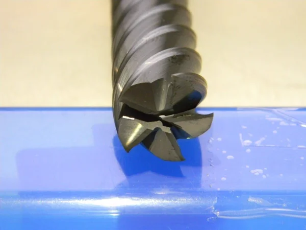 Niagara Cutter N62024 Carbide Square Nose End Mill, inch, TiAlN Finish, Roughing and Finishing Cut, 45 Degree Helix, 5 Flutes, 6