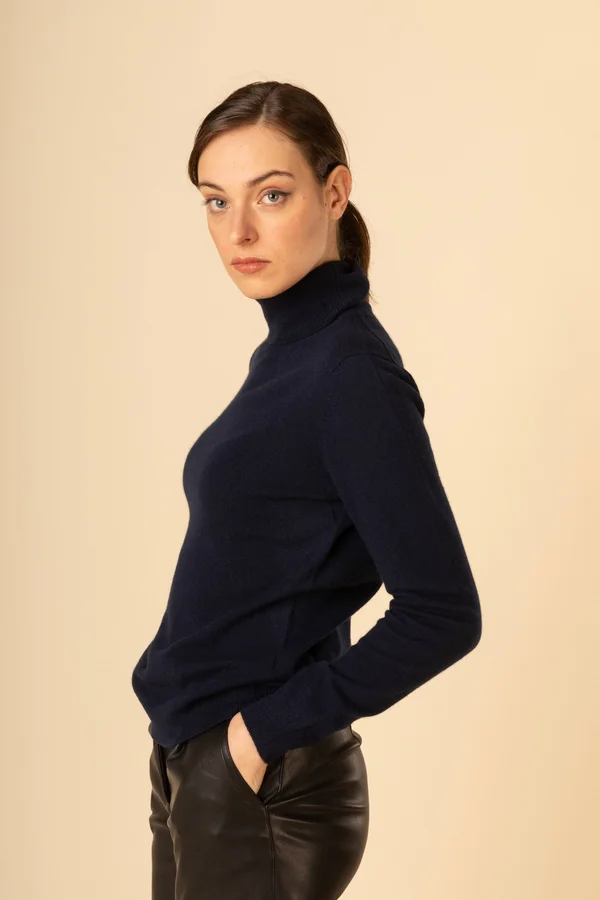 Women's Cashmere Classic Turtleneck Blue - Gobi Cashmere - M, Navy, WK05-1479