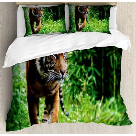 Tiger Duvet Cover Set, Siberian Large Feline at Zoo Wildlife at Captivity Unnatural Habitat Agressive Animal, Decorative Bedding