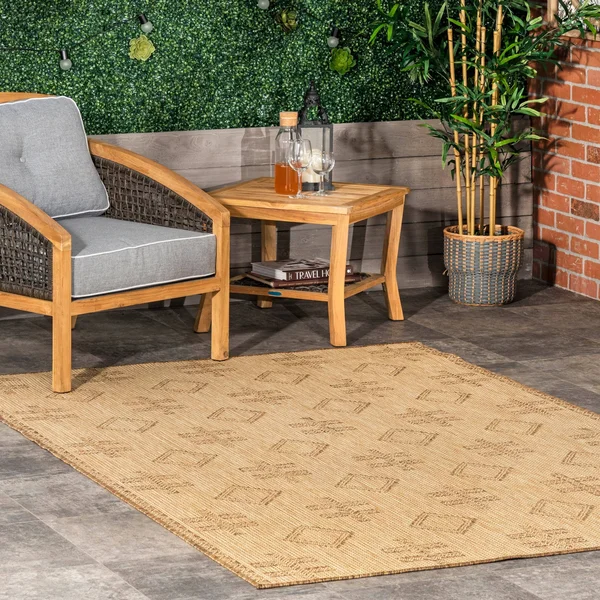 nuLOOM Dana Aztec Emblem Beige 6 ft. 7 in. x 9 ft. Indoor/Outdoor Area Rug