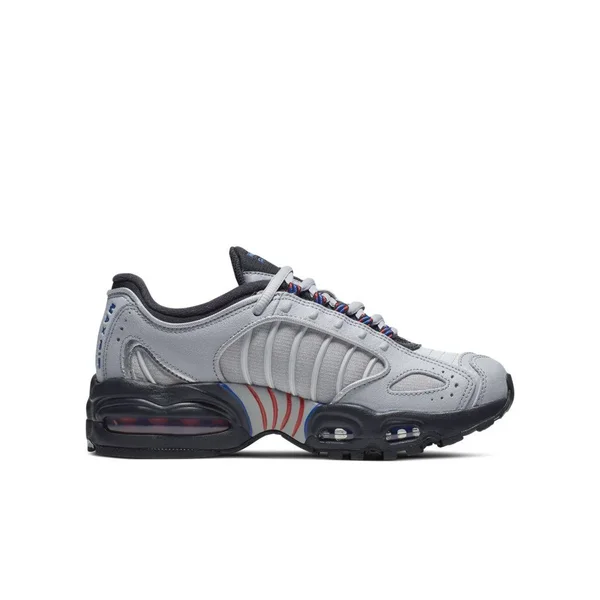 Nike Air Max Tailwind 4 SE Big Kids& Shoes in Grey - Size: 6Y, Ck0700-001