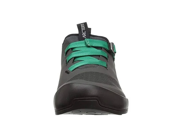 Arc&teryx Arakys Approach Shoe - Women's Shark/Bora Bora - 8.5