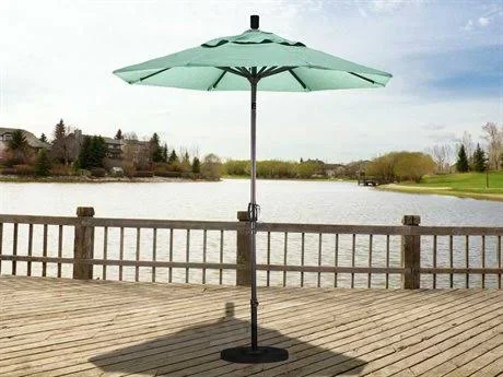 California Umbrella 7.5& Market Patio Umbrella in Spectrum Indigo
