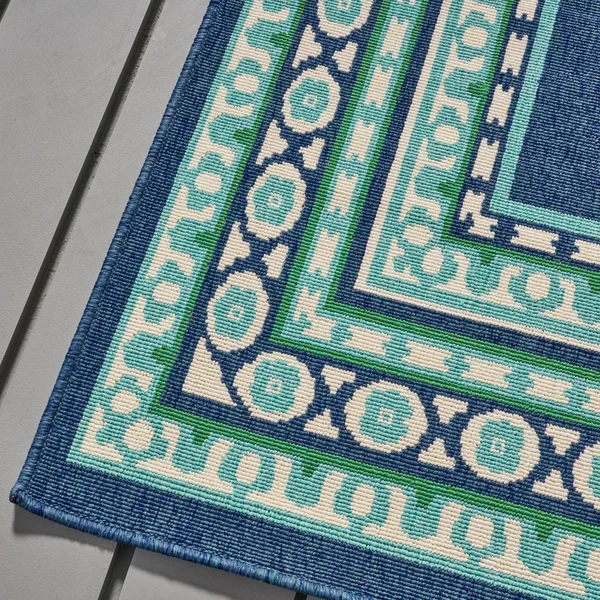 7.8& x 10.6& Blue and Green Rectangular Outdoor Area Throw Rug