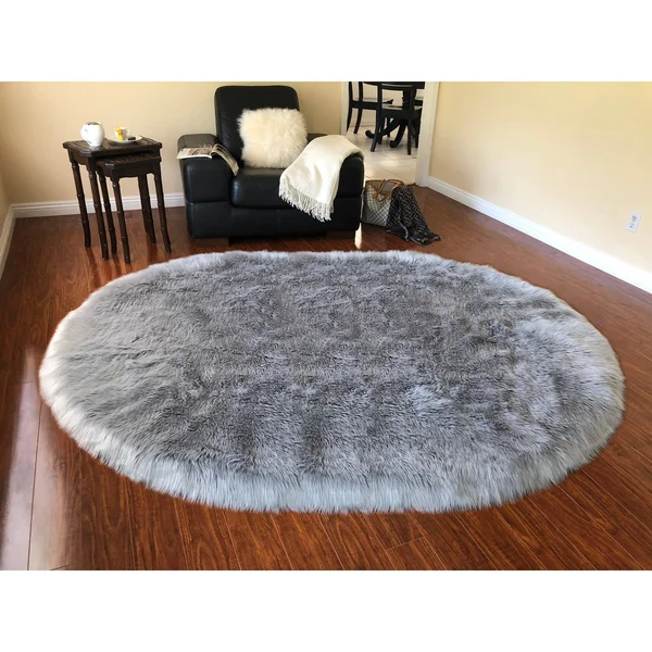 Silver Orchid Nansen Faux Sheepskin Oval Shape Shag Area Rug - 3& x 5& Oval - White w/Black Tips