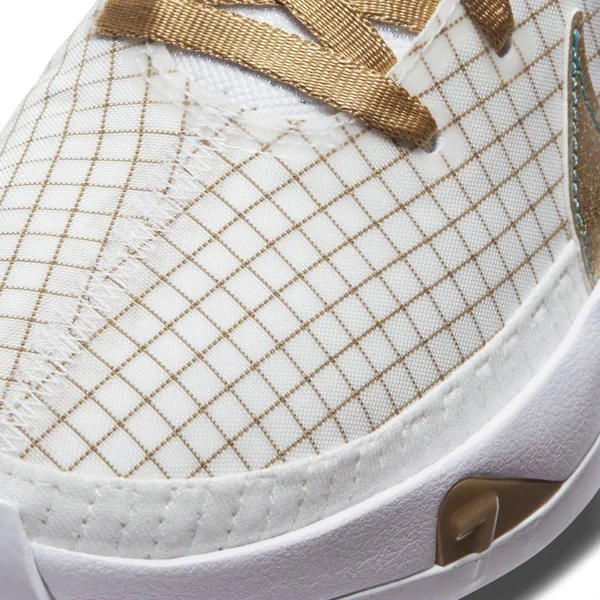 Nike Kd13 Grade School Boys& Basketball Shoes, White/Gold, Size: 4