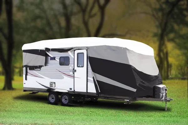 Camco Ultra Shield COVER - Travel Trailer, 20&1x22 to 22& in Black 45926