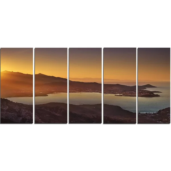Design Art Portoferraio Bay Beach Aerial View - Extra Large Seashore Canvas Art - 60 in. Wide x 32 in. High - 5 Panels Diamond Sh