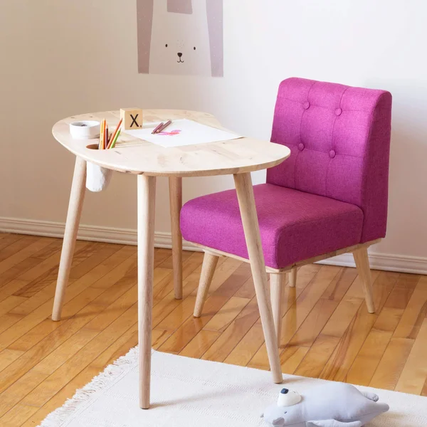 South Shore Sweedi Solid Wood Kids Table with Upholstered Chair Set, Natural Pink