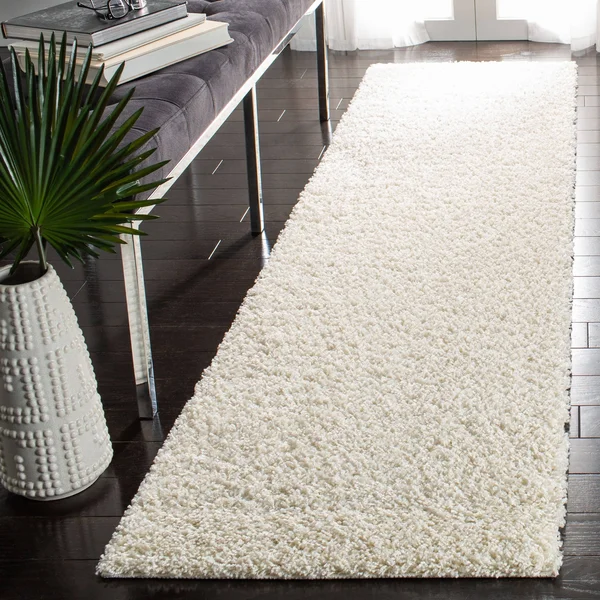 Safavieh Primo Shag PRM300U 6&7x22 x 6&7x22 Square Light Pink Area Rug