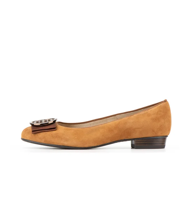 Ara Bambi Whiskey, 9.5, M