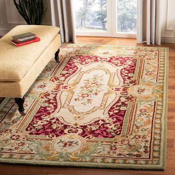 Safavieh Savonnerie SAV114Q 2&6x22 x 8&0x22 Runner Red - Ivory Area Rug