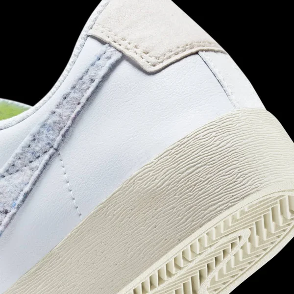 Nike Blazer Low SE Blue Women's Shoes - Size: 7.5
