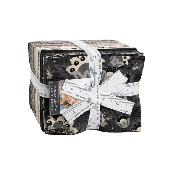Moda Fabrics Boudoir Fat Quarter Bundle - 18 x 22 inches