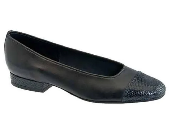Women's Vaneli Fc-313 Flat - Size: 8, Black