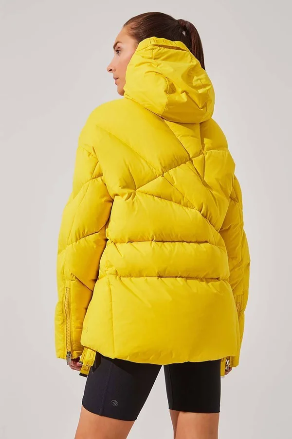Stratosphere Down Filled Slouchy Puffer Jacket – MPG Sport Primary Yellow, M