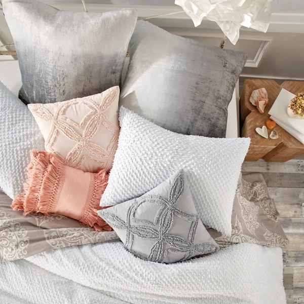 Peri Home Dot Fringe Duvet COVER - Full/Queen - White