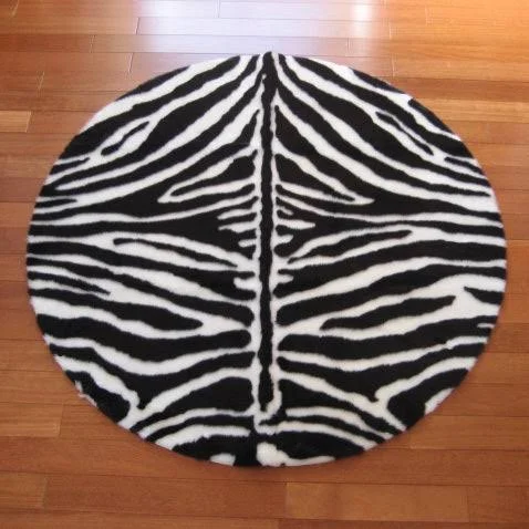 Walk on Me Rugs Faux Zebra Skin Narrow Stipe Rug (2&3 x 3&7)