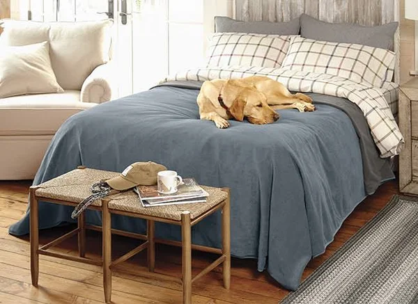Waterproof Fleece Dog Coverlet - Bark, Size King, Orvis