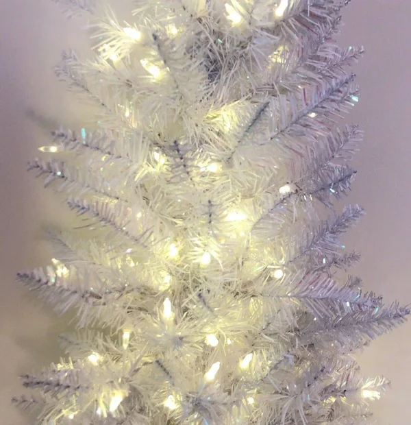 Vickerman 3.5& Sparkle White Spruce Christmas Tree with Clear Lights