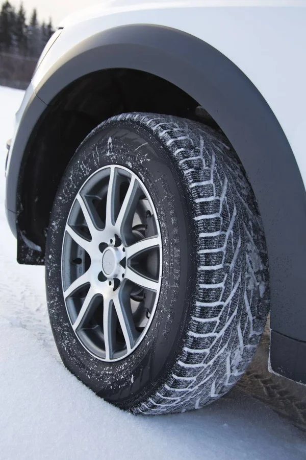 Nokian Hakkapeliitta R2 SUV 225/55R19, Ice