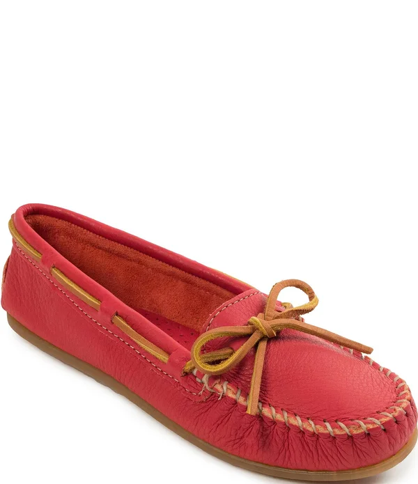 Minnetonka Boat Moc 9.5 Women's Red