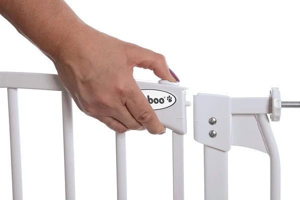 Bindaboo Swing Closed Pet Gate - White