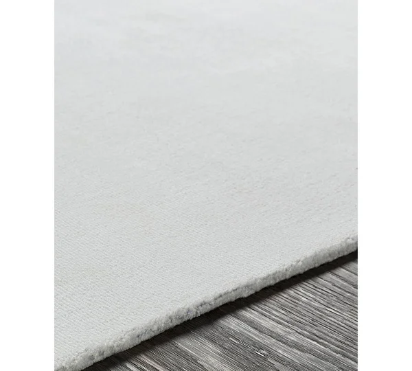 Surya WLK1000-1616 18 in. Wilkinson Area Rug White