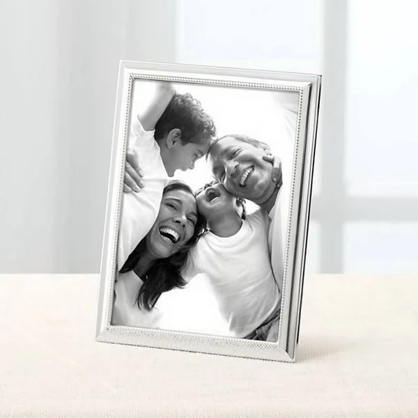 Reed & Barton Capri Silverplate 5x22 x 7x22 Frame