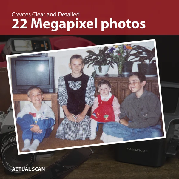 Magnasonic All-in-One 22MP Film Scanner with Large 5x22 Display & HDMI, Converts 35mm/126/110/Super 8 Film & 135/126/110